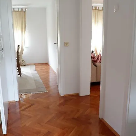 Vintage House